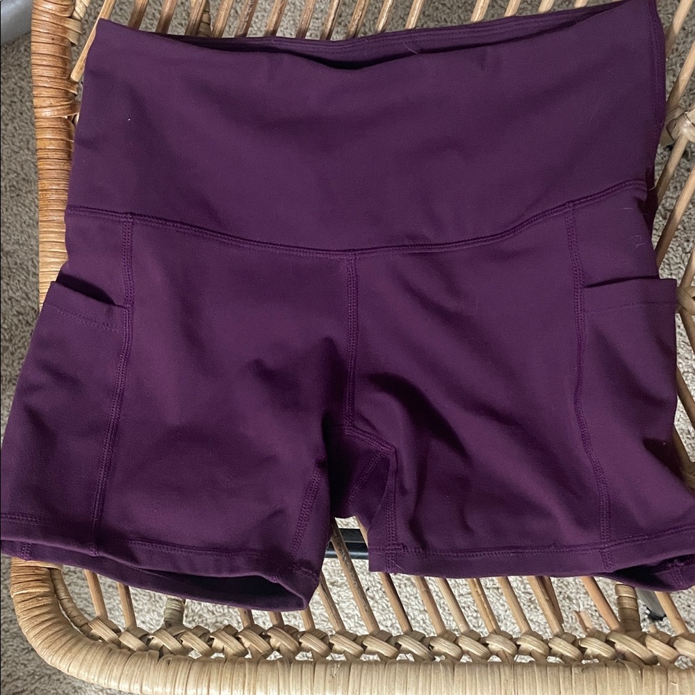 High-Waisted XS Women's Shorts in Deep Purple pockets